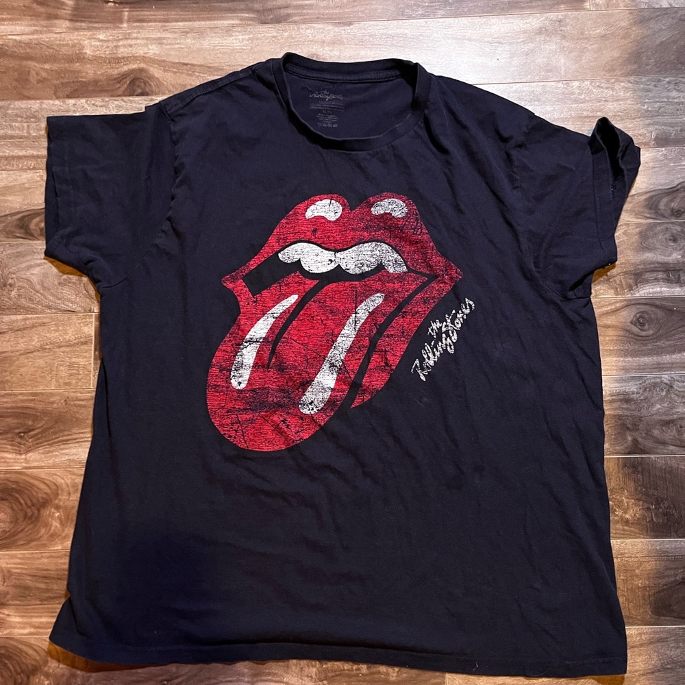 Navy t shirt with the Rolling Stones graphic